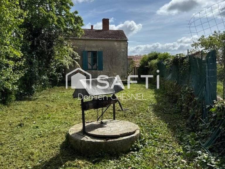 Maison de ville avec cour et dépendance — photo 1