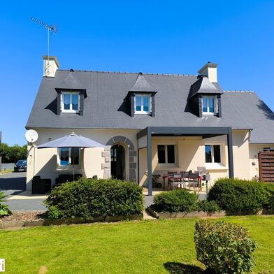 Maison 8 pièces 304910 €