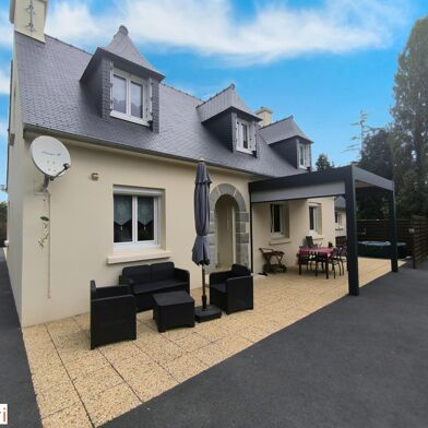 Maison 8 pièces 294600 €