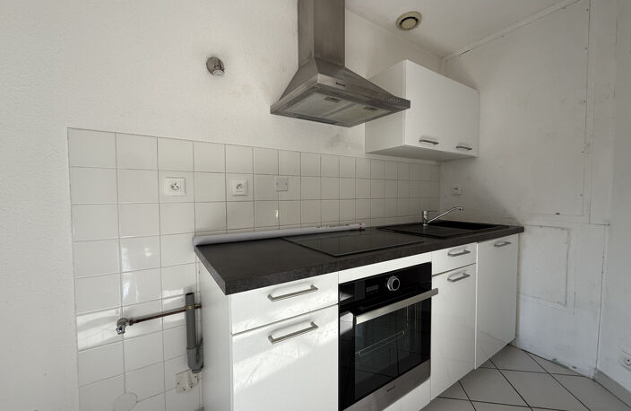 AUBENAS Centre - Appartement 2 pièces — photo 2