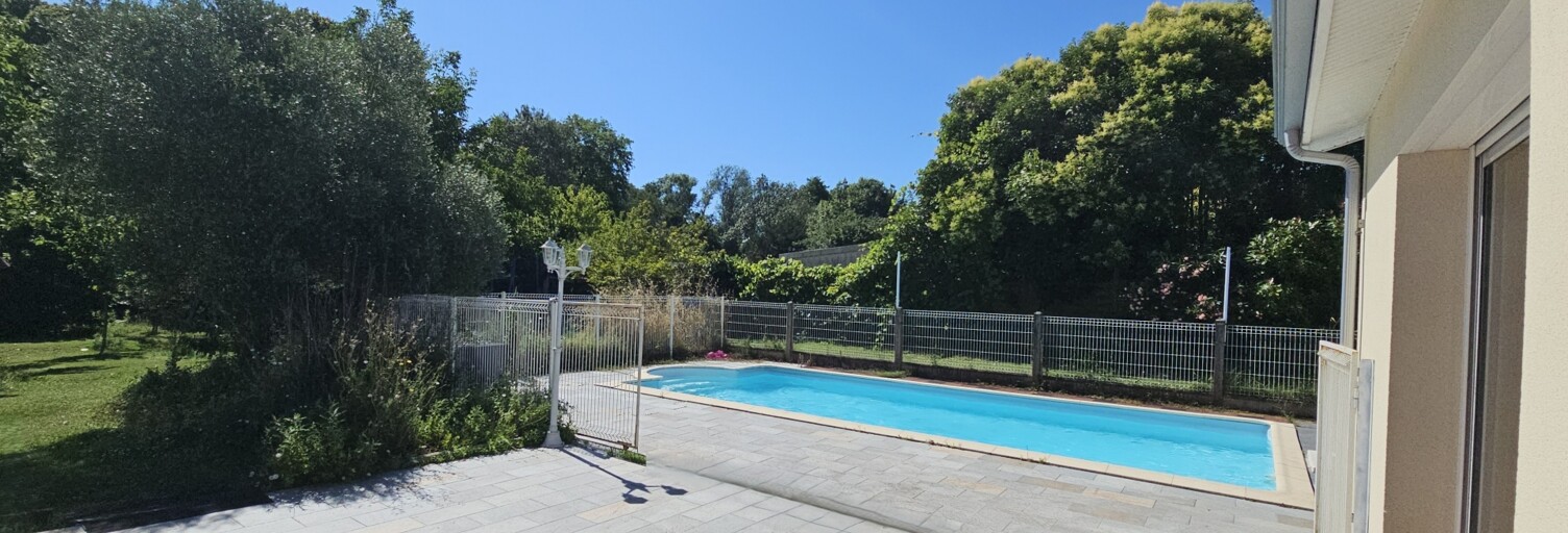 Maison 5 Pièces 130 m² à vendre à Saint-Laurent-d'Arce (33240)