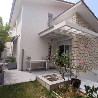 Maison 5 pièces 695000 €