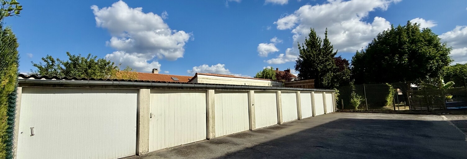 Garage  12 m² à vendre à Rezé (44400)