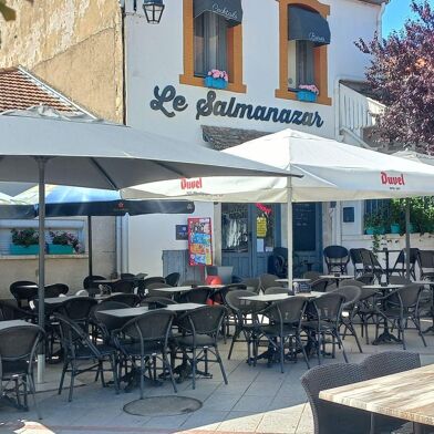 Commerce  149500 €