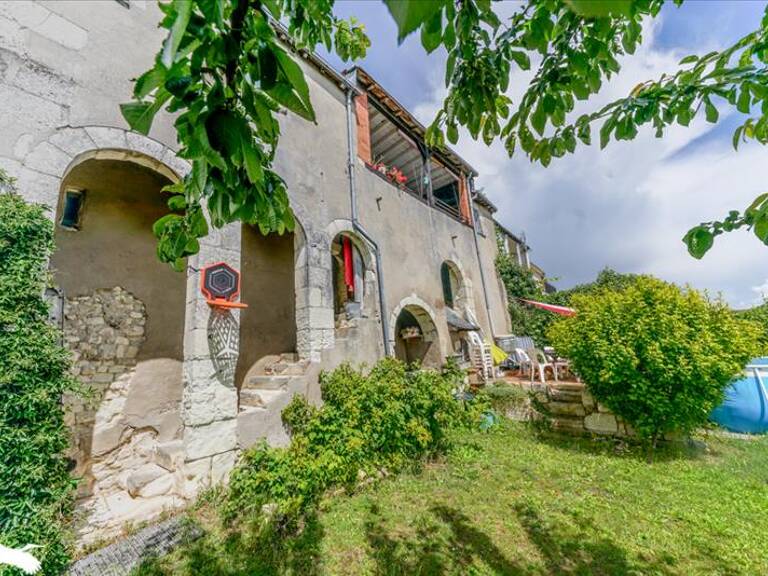 Maison en pierre de 6 pièces principales — photo 1