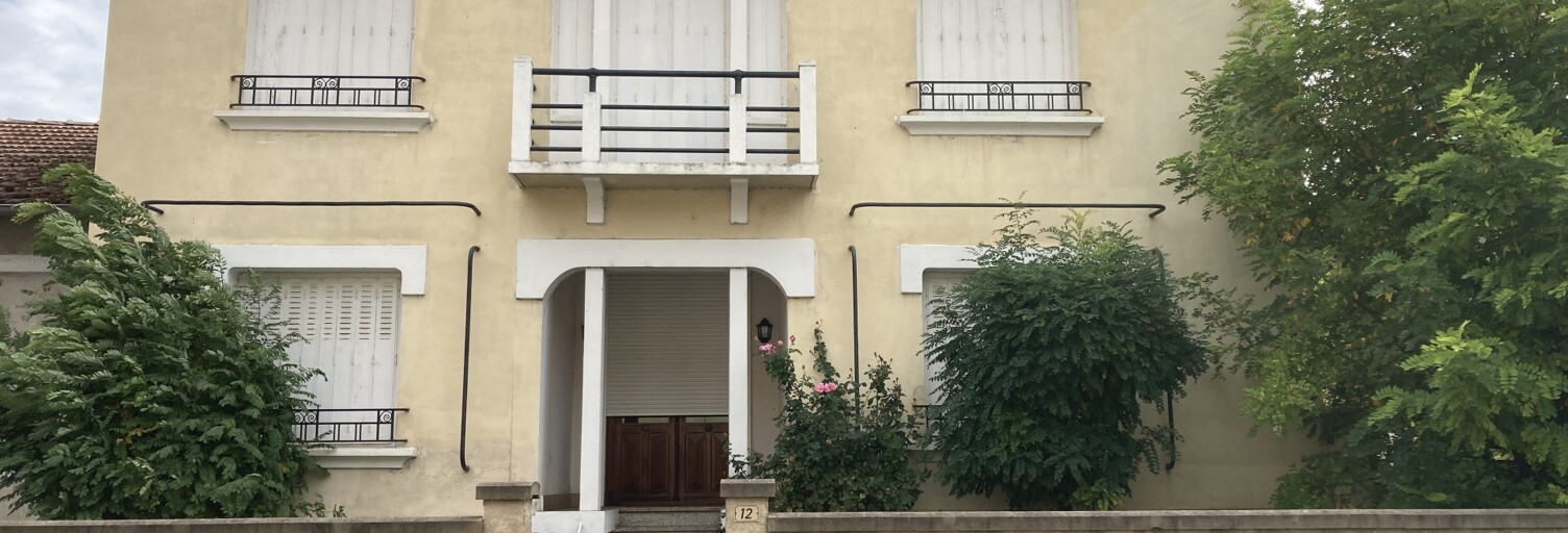 Maison 9 Pièces 188 m² à vendre à Saint-Rome-de-Cernon (12490)