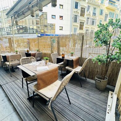 Commerce  590000 €