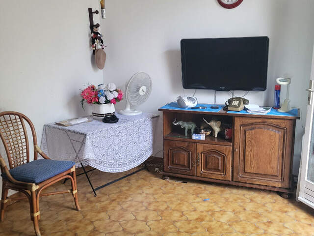 Maison Avignon 2 pièce(s) 39.90 m2 avec cour intérieure et grand garage, à deux pas des remparts — photo du bien