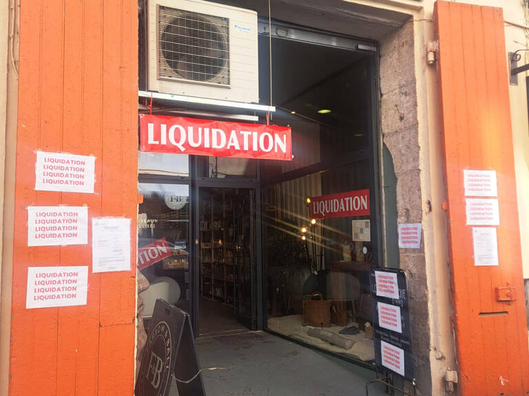 À LOUER   LOCAL COMMERCIAL 356,35 m2   EMPLACEMENT PREMIUM RUE SAINTE / VIEUX-PORT   MARSEILLE 1ᵉ — photo 1