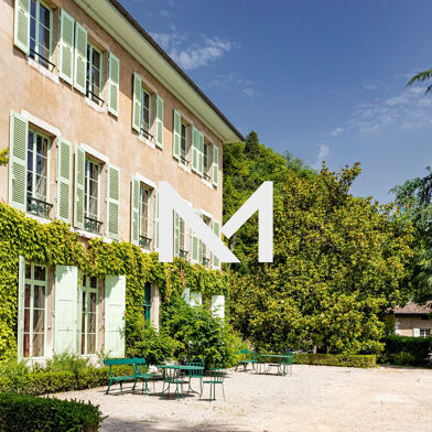 Maison 16 pièces 1140000 €