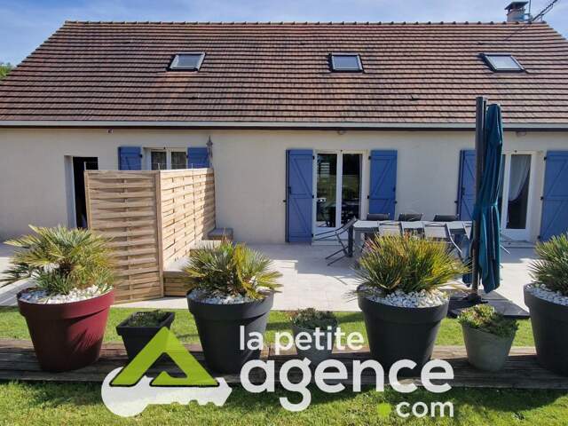 VORNAY : Très belle maison T4 édifié sur 2088 m2 de terrain — photo du bien