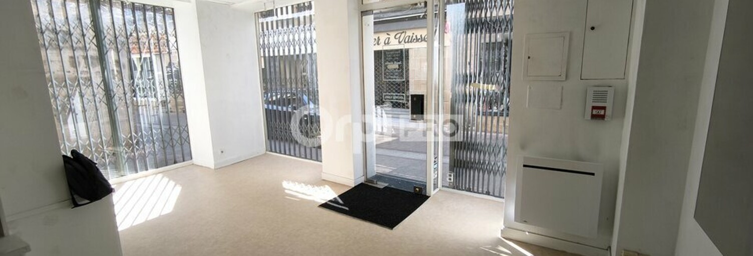 Commerce  35 m² à louer à Brive-la-Gaillarde (19100)