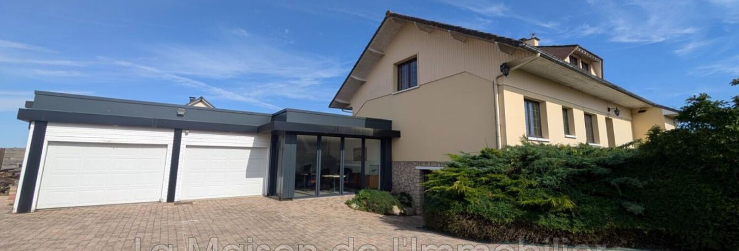 Maison 8 Pièces 167 m² à vendre à Criquebeuf-sur-Seine (27340)