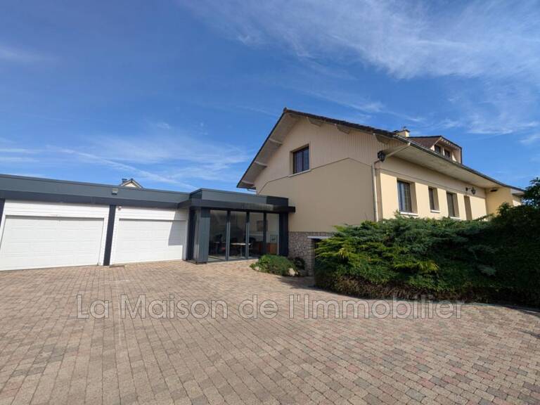 Pavillon + bureau indépendant + Sous-sol + Double garage — photo 1