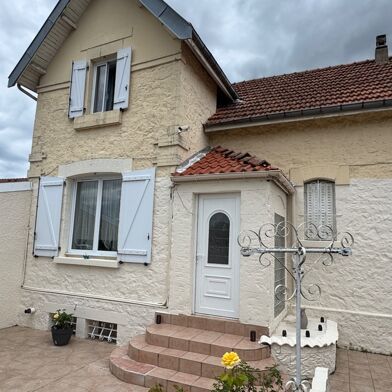 Maison 9 pièces 228000 €