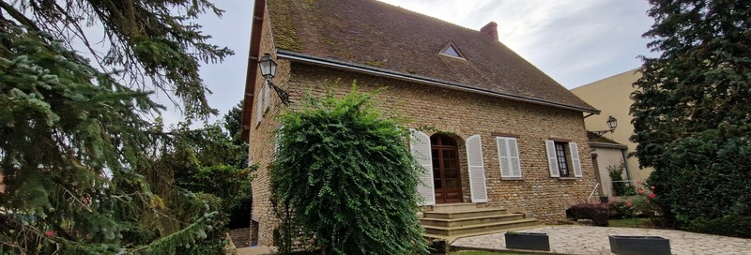 Maison 6 Pièces 180 m² à vendre à Sainville (28700)