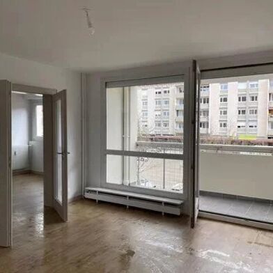 Appartement 4 pièces 218000 €