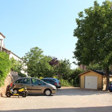 Appartement 3 pièces 760 €