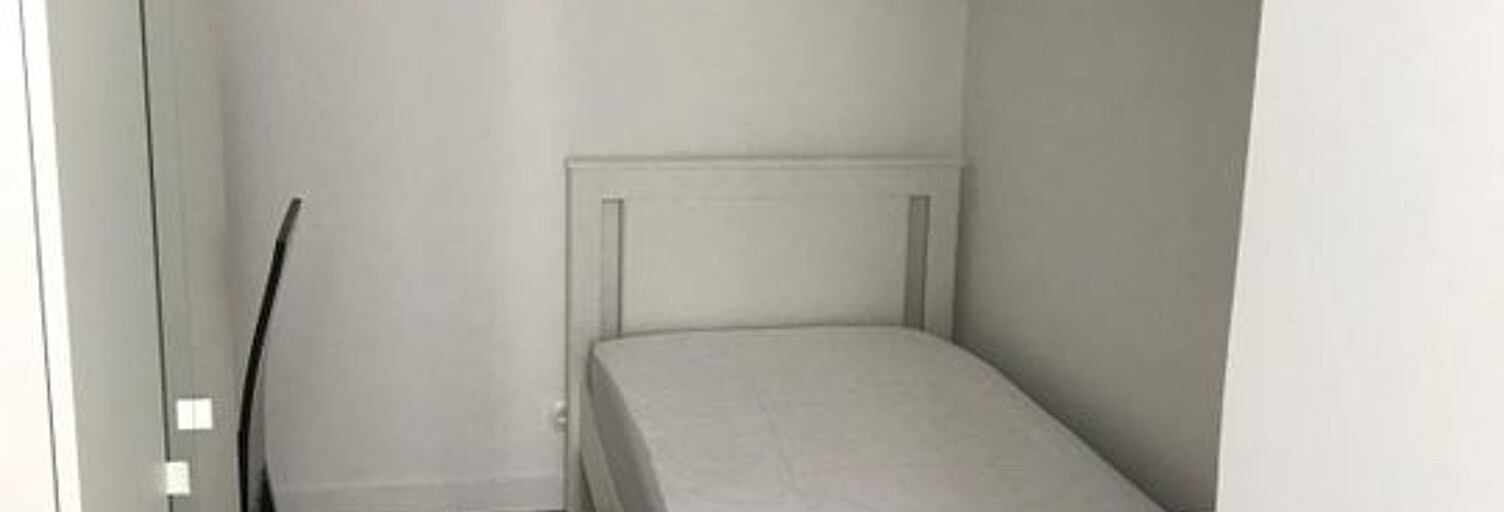 Appartement 1 Pièce 10 m² à louer à Paris 15 (75015)