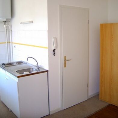 Appartement 1 pièces 400 €