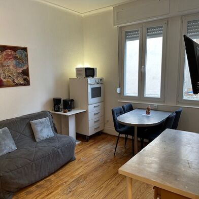 Appartement 1 pièces 900 €