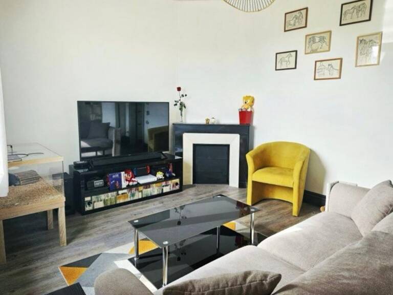 Appartement À Vendre — photo 1