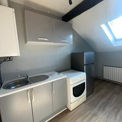 Appartement 3 pièces 615 €