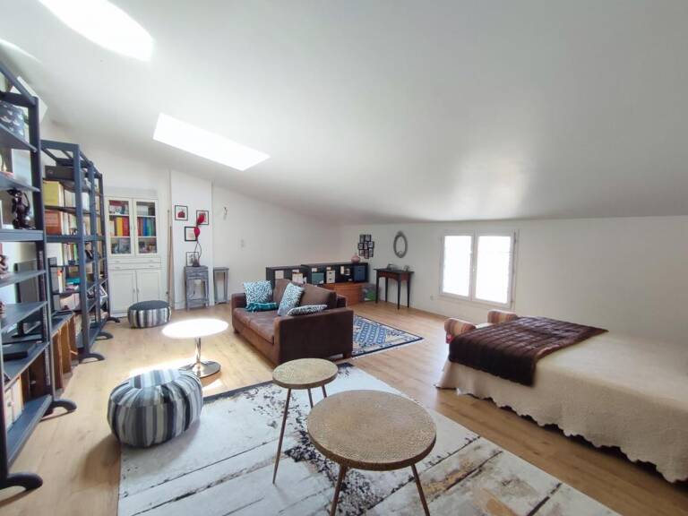 Maison À Vendre — photo 1