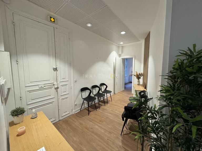 Bureau — photo 1