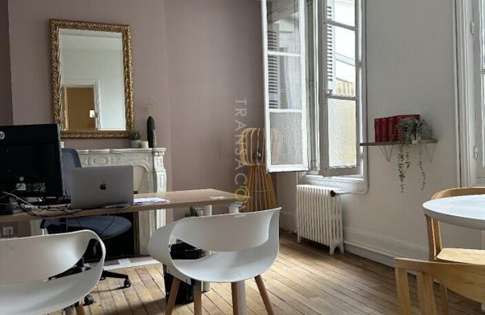 Bureau — photo 2