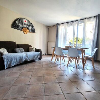 Appartement 4 pièces 200000 €