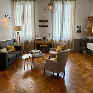 Appartement 4 pièces 519000 €