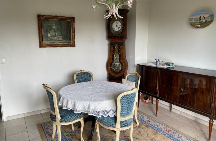 Appartement À Vendre — photo 2