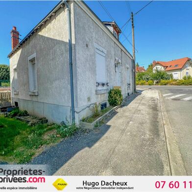 Maison 5 pièces 720 €