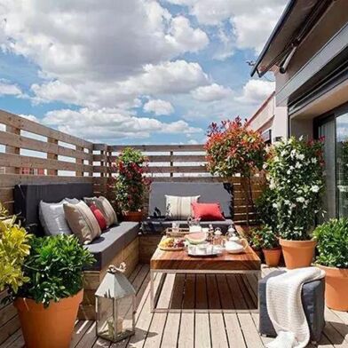 Appartement 5 pièces 373800 €