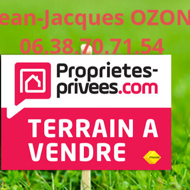 Terrain  177500 €