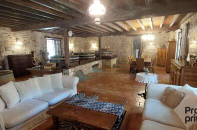Maison 8 pièces 466800 €