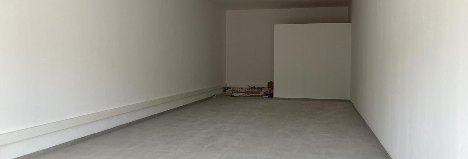 Commerce  68 m² à louer à Saint-Pierre (97432)