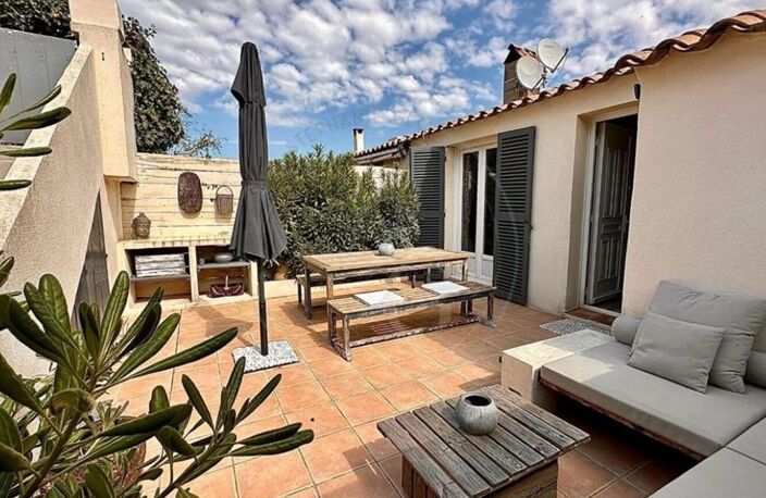 AGRÉABLE MAISON DE VILLAGE AVEC TERRASSE. — photo 5