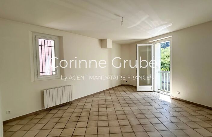 EXCLUSIVITÉ Appartement de type 4 avec cave et parking privatif en centre ville — photo 2