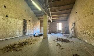 Immeuble  237 m² à vendre à Mirambeau (17150)