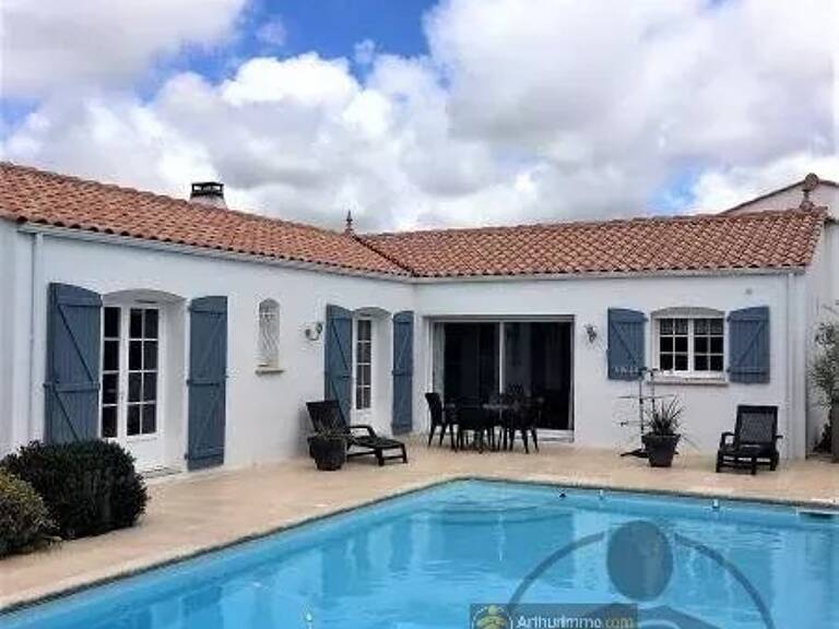 Maison 6 pièces  à vendre 162 m² — photo 1