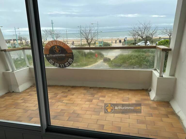 APPARTEMENT FACE MER — photo 1