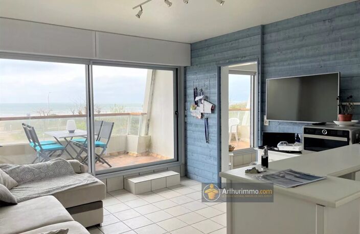 APPARTEMENT FACE MER — photo 2
