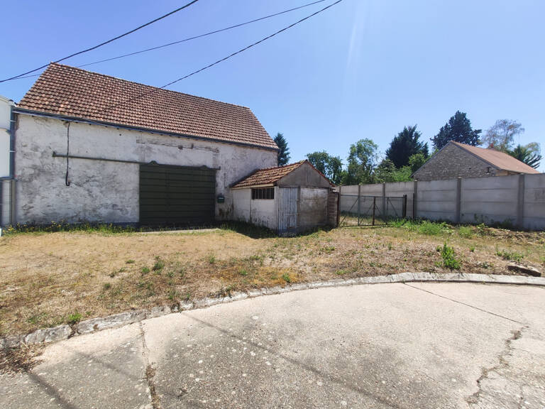 LAILLY-EN -VAL -- GRANGE VIABILISEE - TERRAIN 400 m2 — photo 1