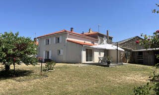 Maison 5 Pièces 149 m² à vendre à Saint-Martin-Lars-en-Sainte-Hermine (85210)