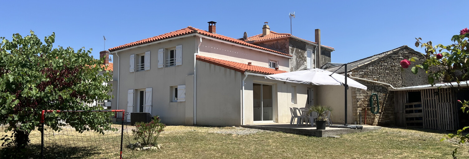 Maison 5 Pièces 149 m² à vendre à Saint-Martin-Lars-en-Sainte-Hermine (85210)