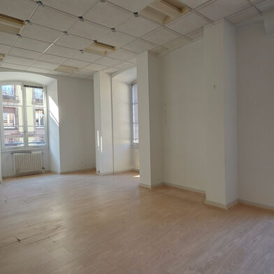 Bureau 5 pièces 4678 €