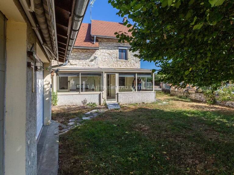 Maison 3 chambres/ 560m² de terrain/ 1 double garage — photo 1