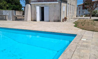 Maison 5 Pièces 266 m² à vendre à Saint-Estèphe (33180)